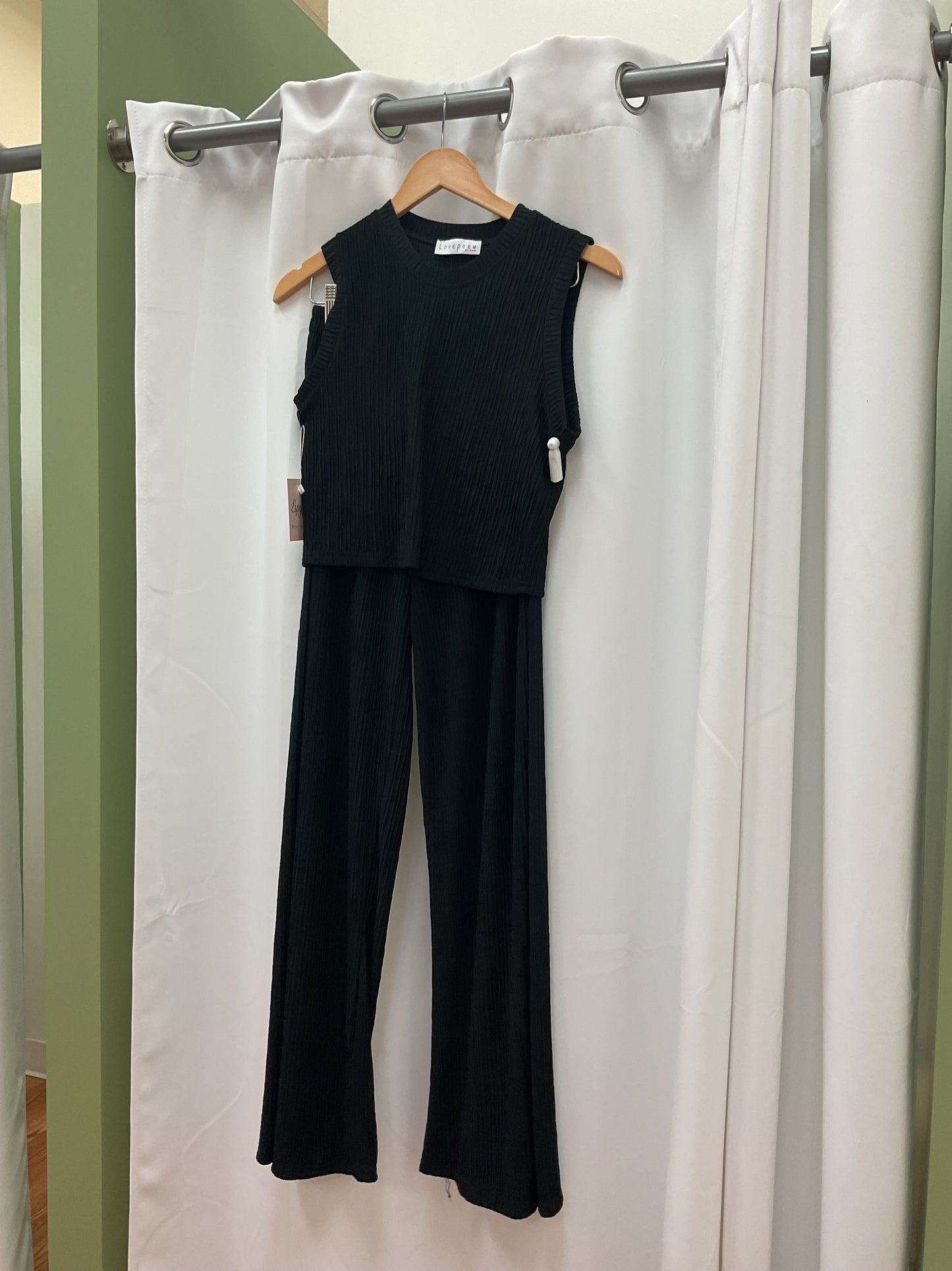 Black set