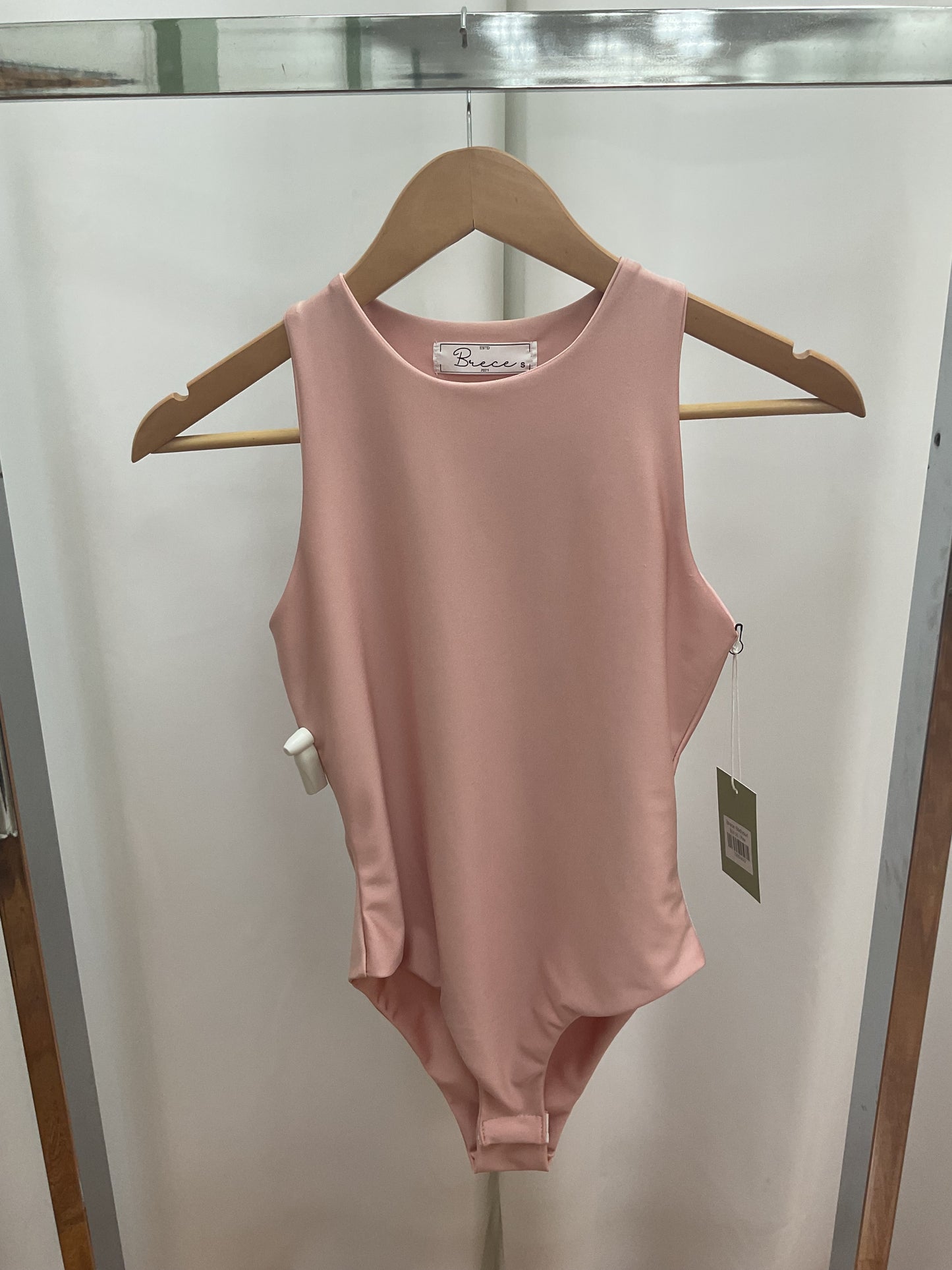 Tank pink