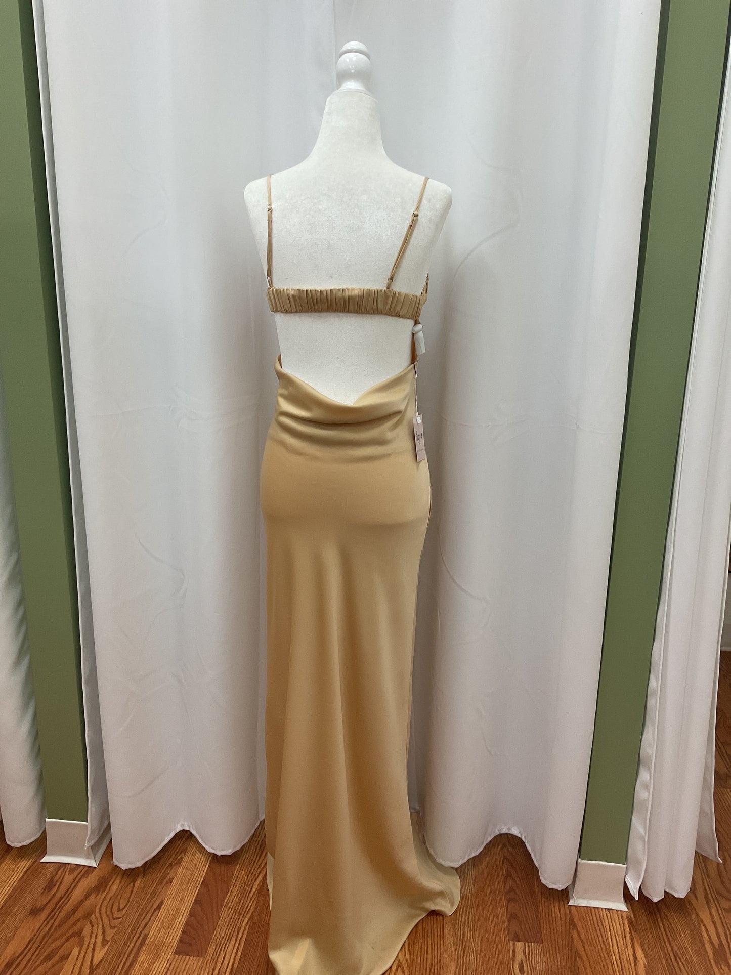 Long thin strapped dress beige
