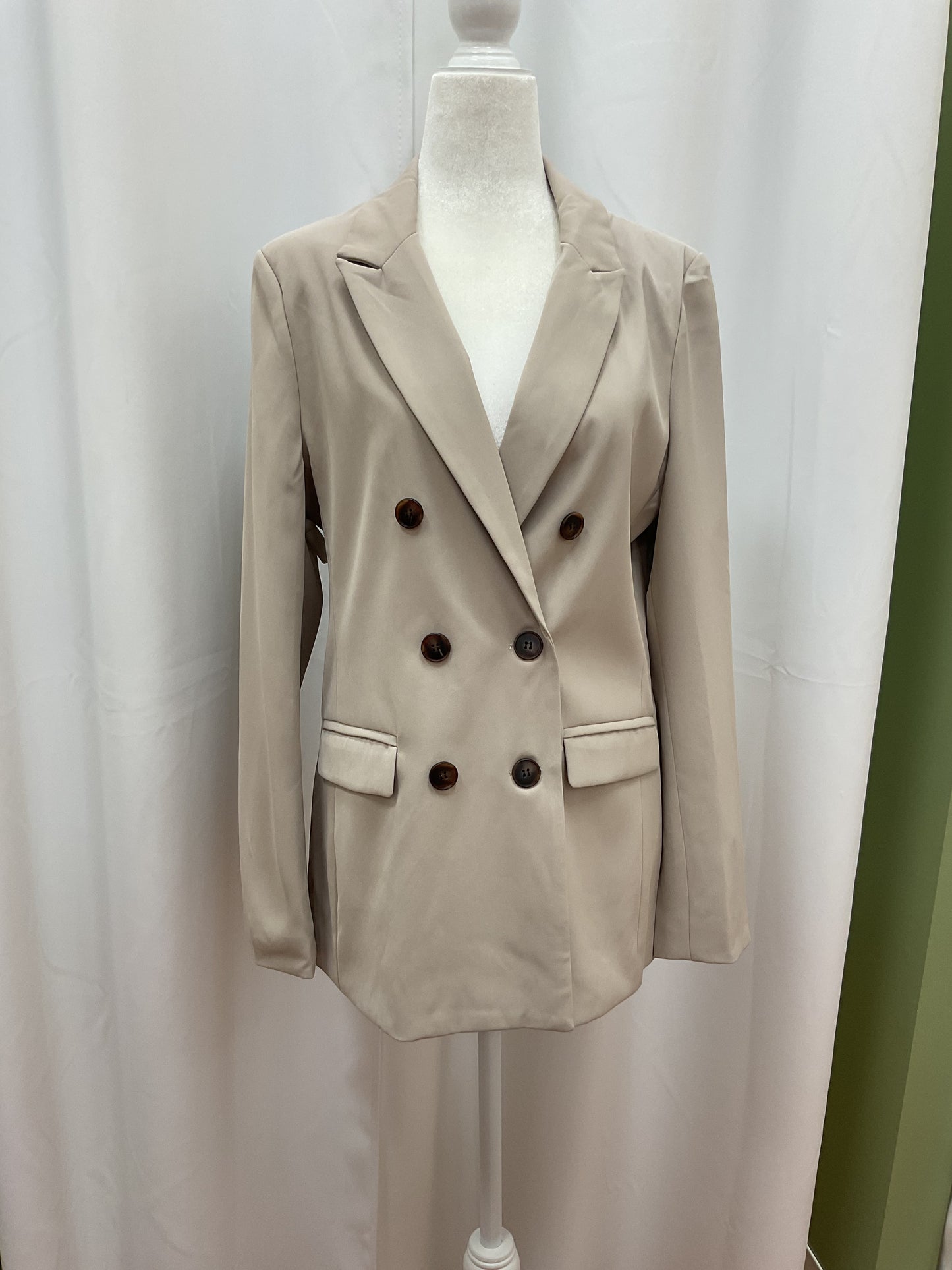 Button blazer