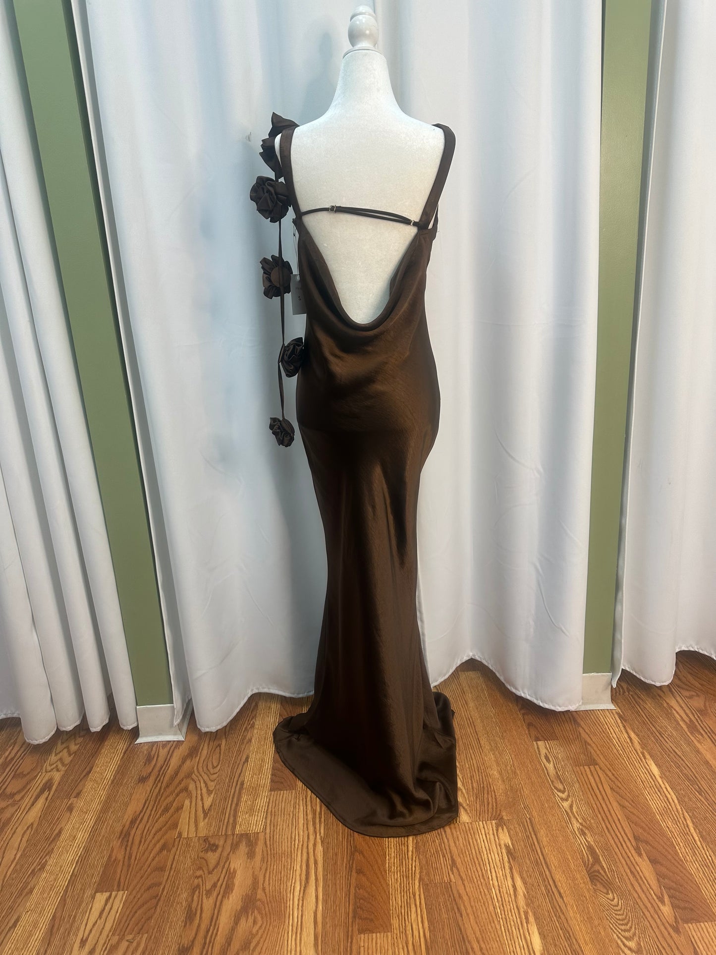 Chocolate rose drop dress