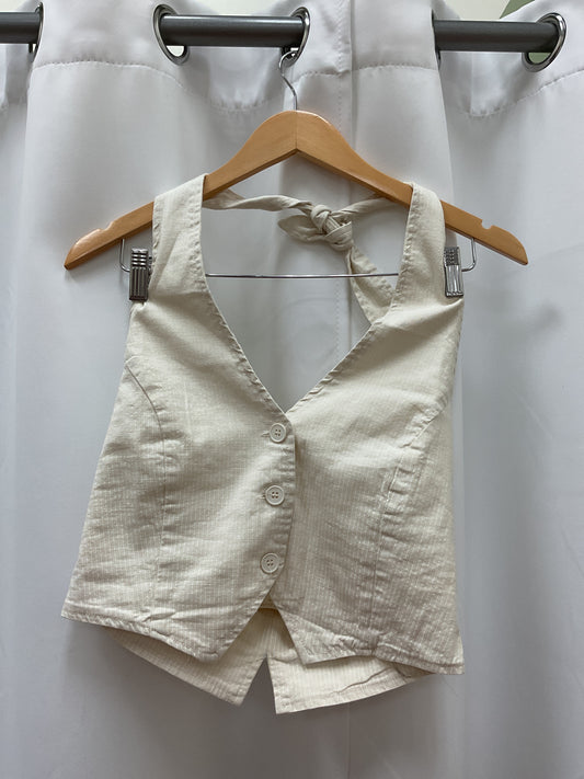 White vest top