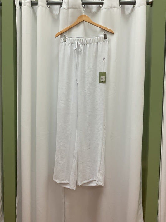 White plus size pants