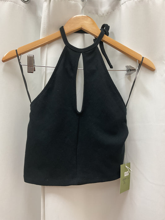 Black crop top