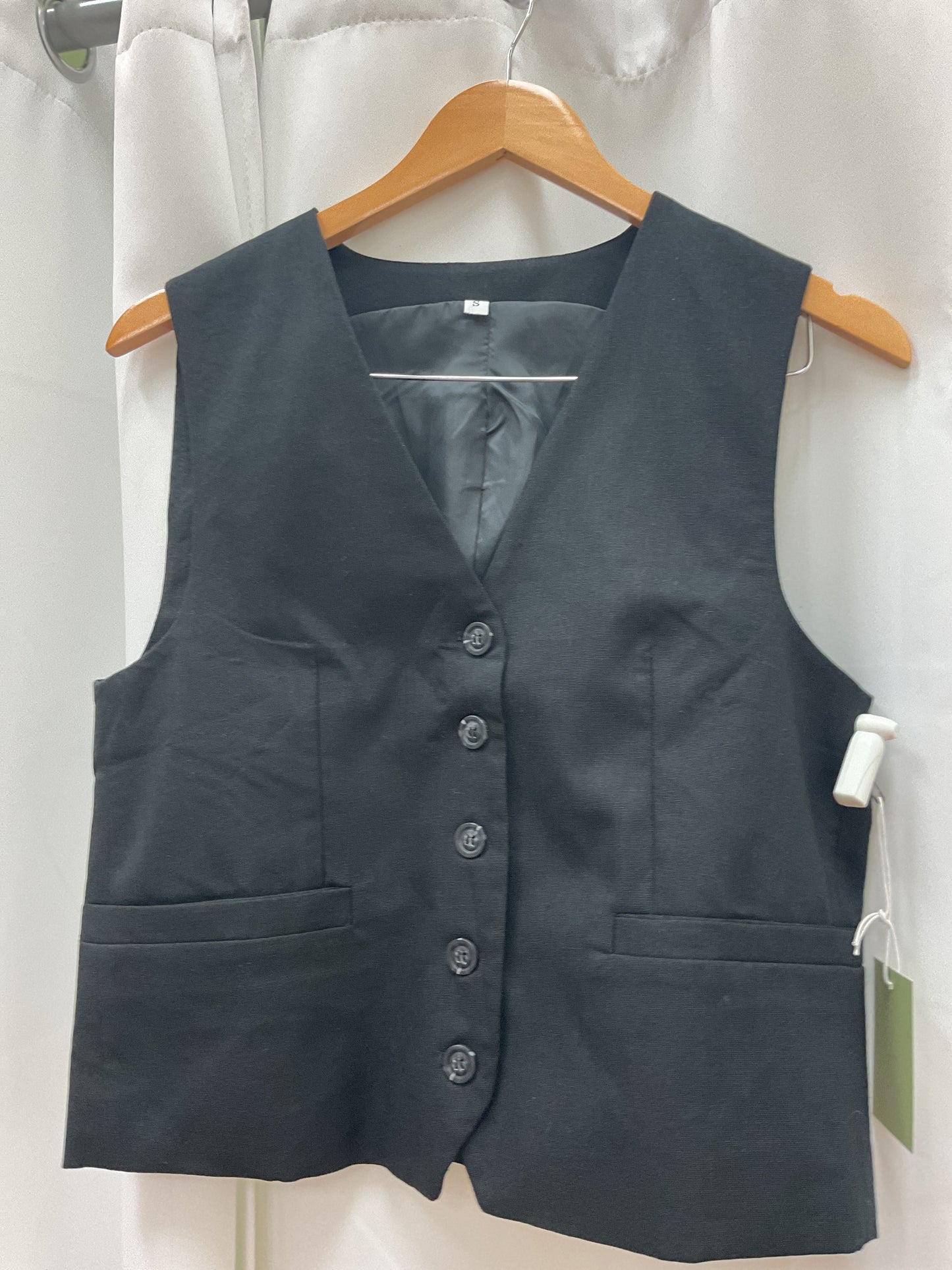 V vest dark grey