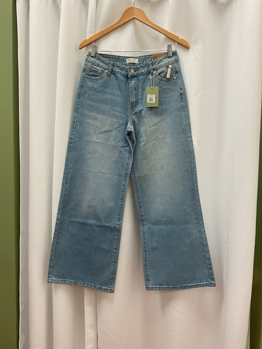 Light blue blue turtle jeans