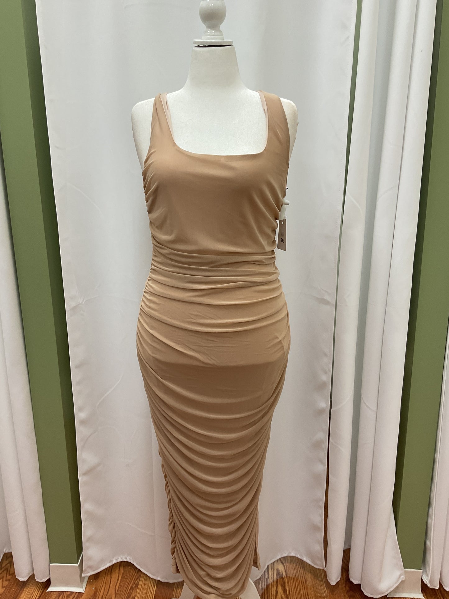 Elegant Simple Peach Dress