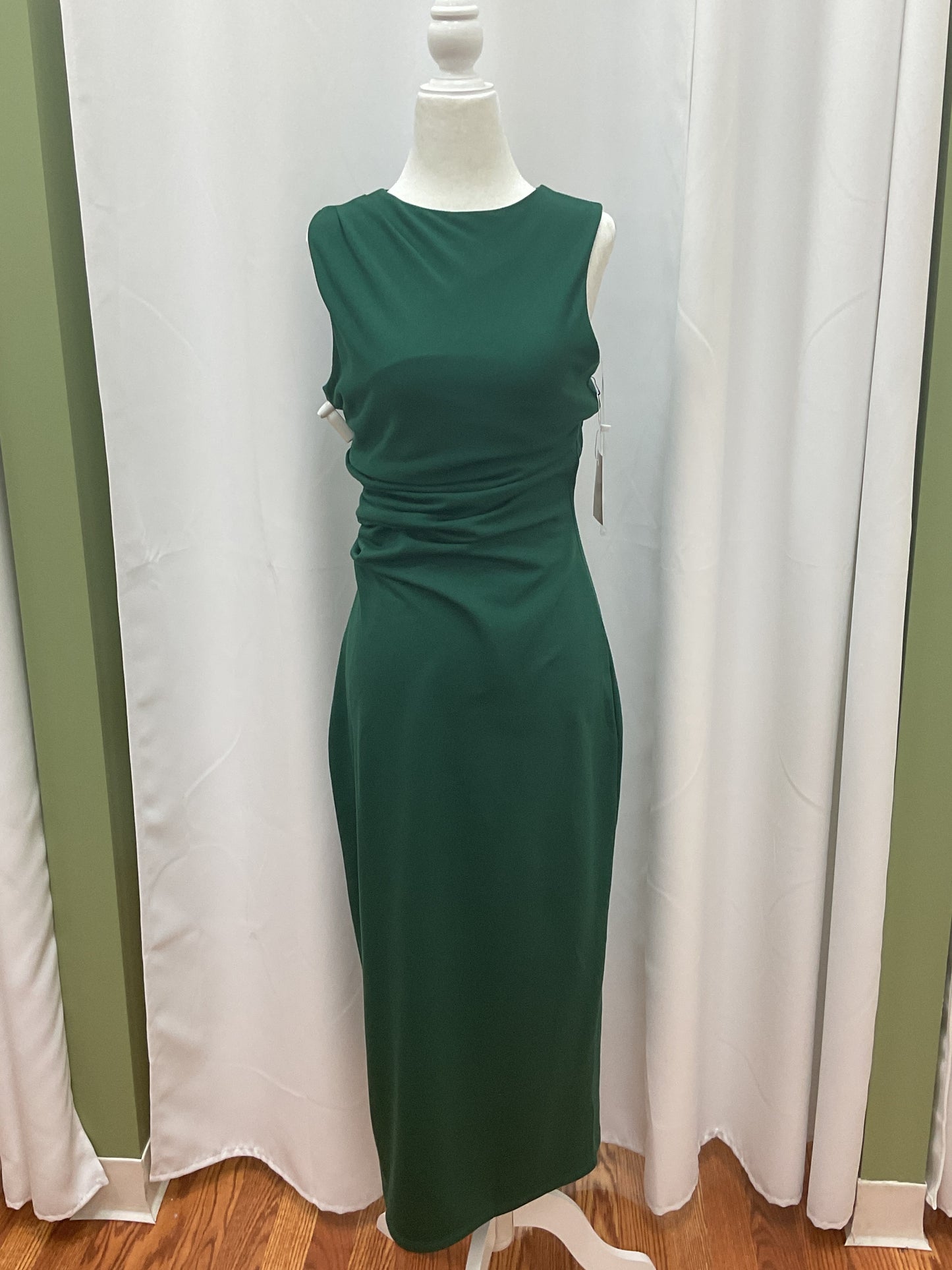 Aura Green Elegant Dress