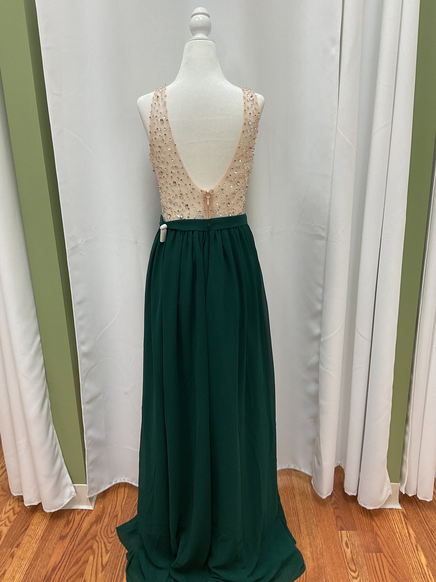 Elegant top gem dress with emerald bottom color