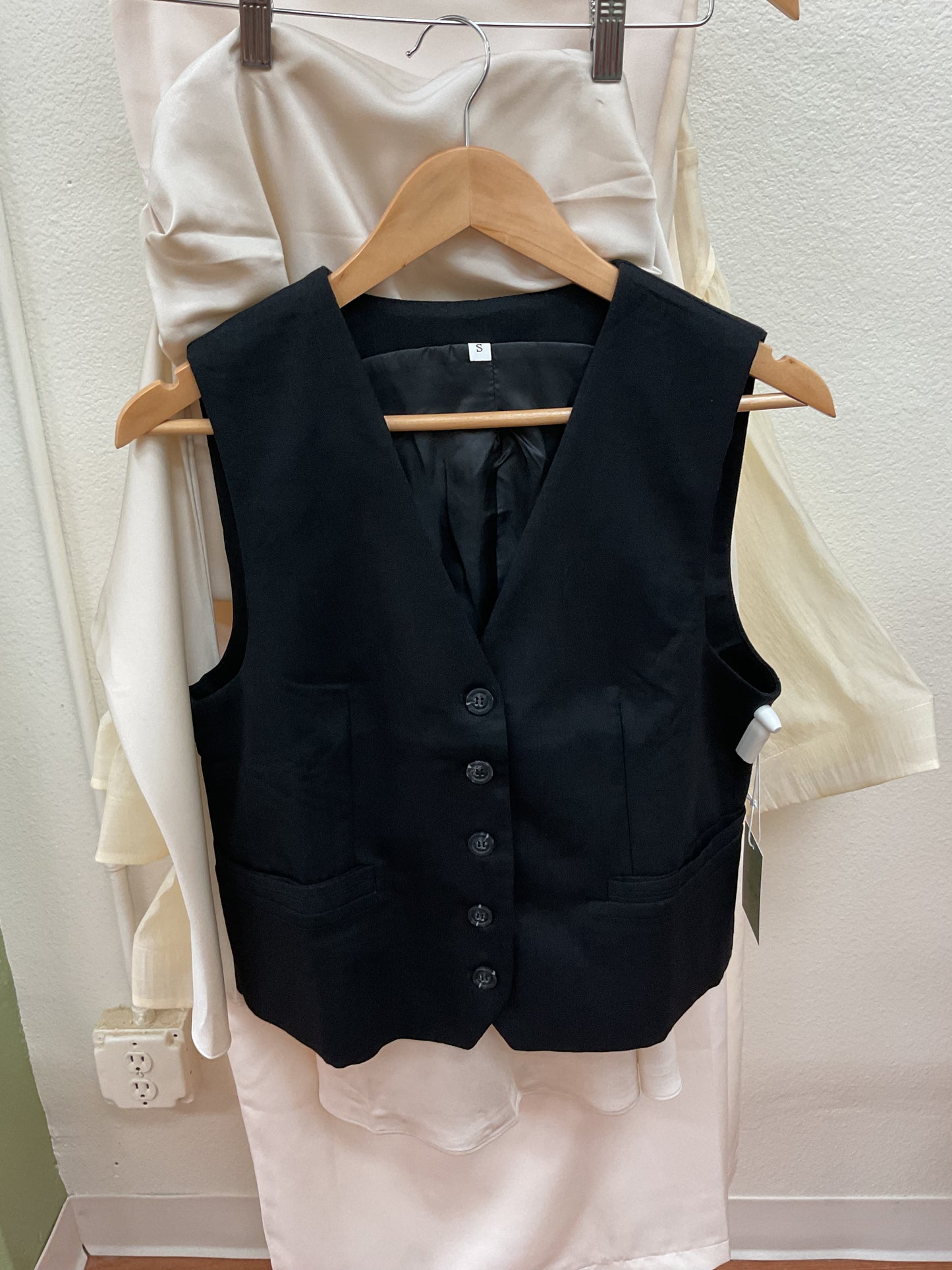 V Vest