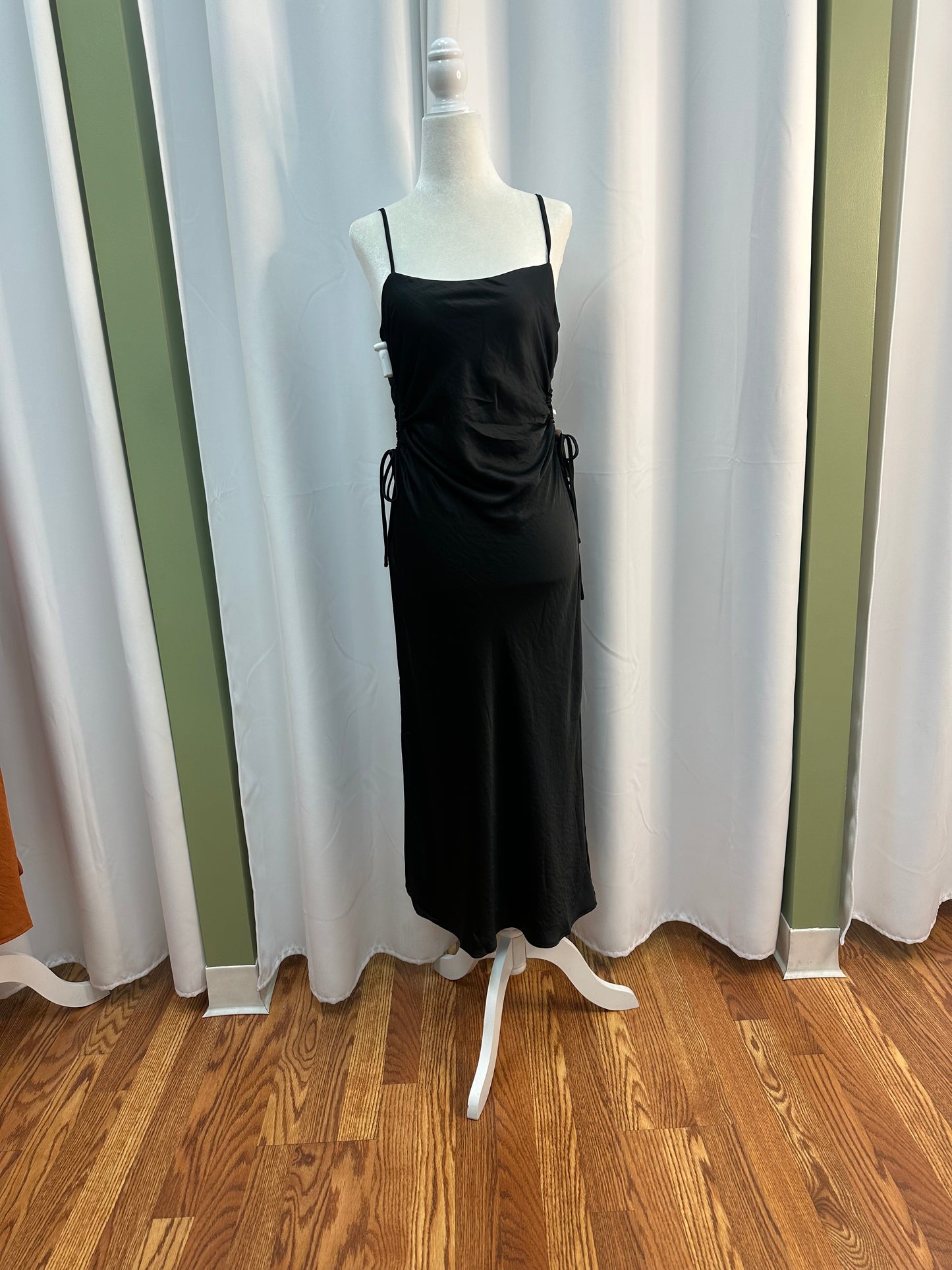 Side Ties Midi Dress