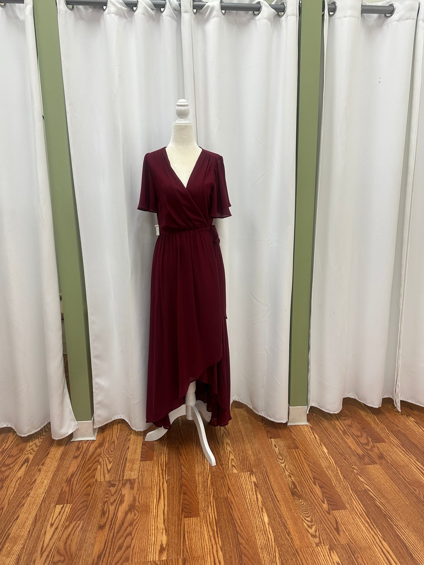 burgundy chiffon dress with sleeve