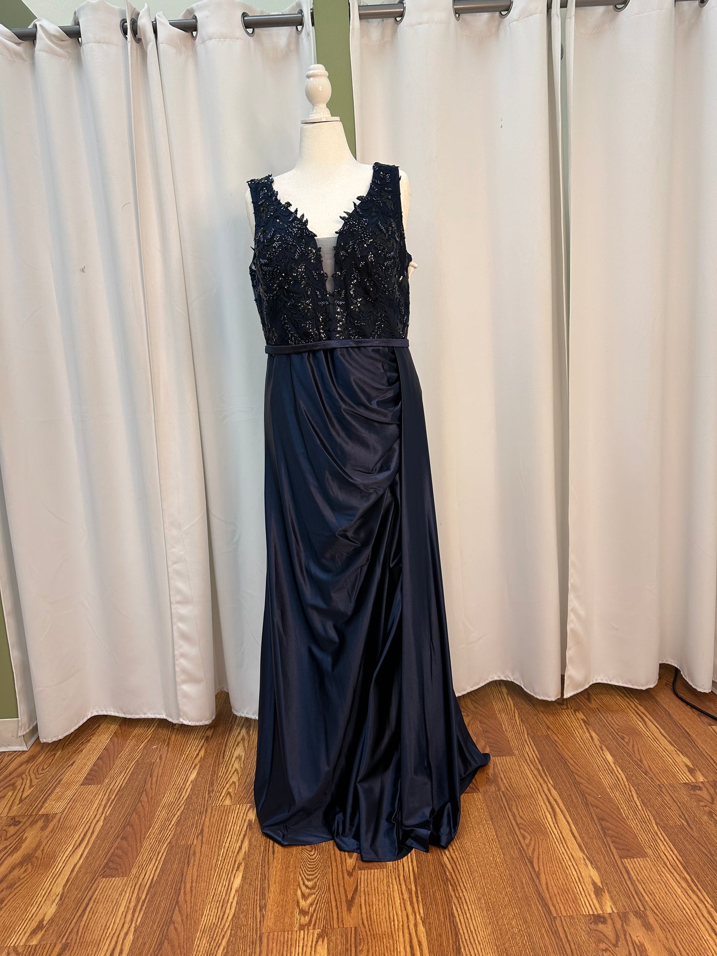 NAVY BLUE BEADED DRESS