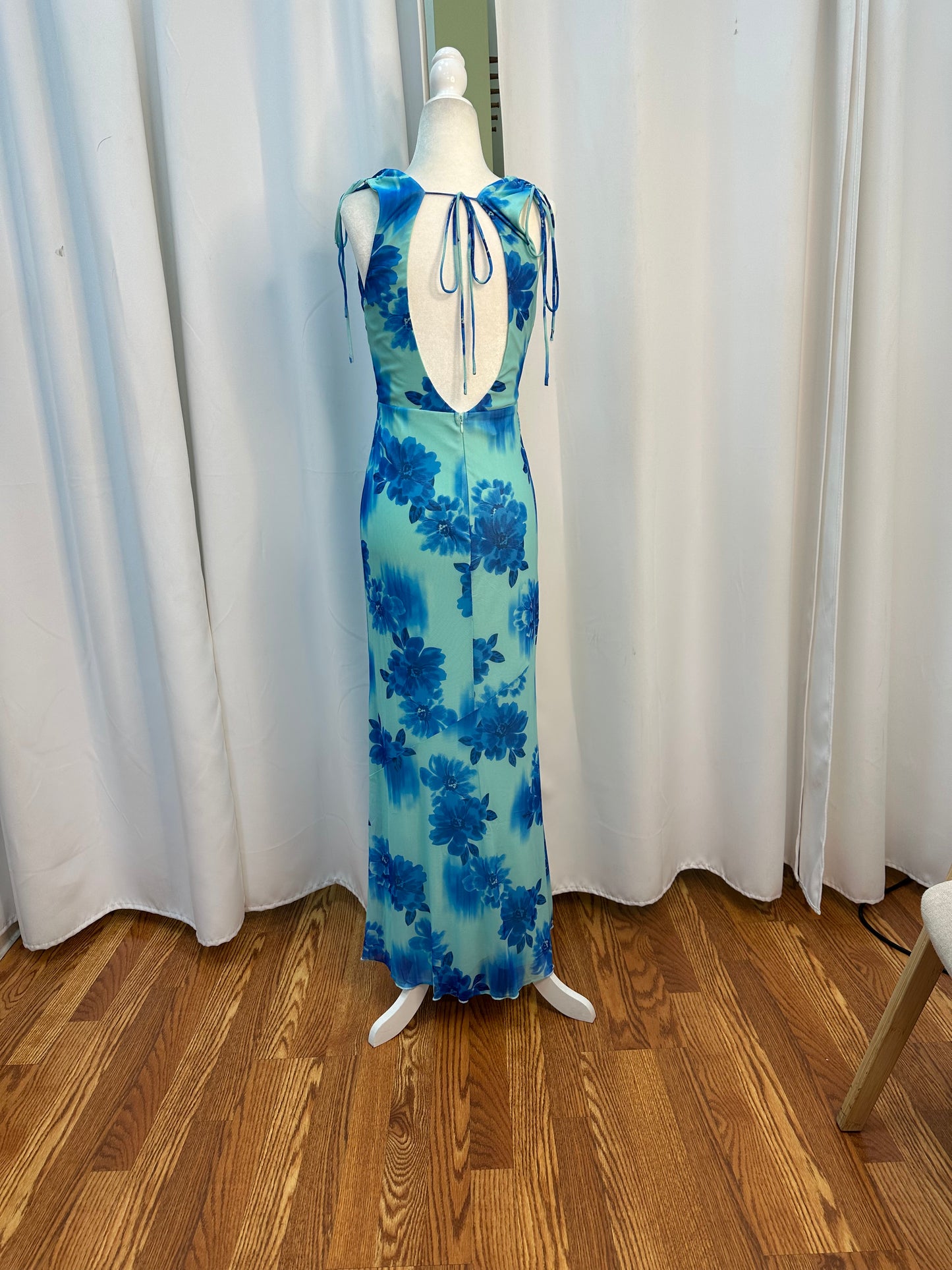 BLUE FLORAL DRESS