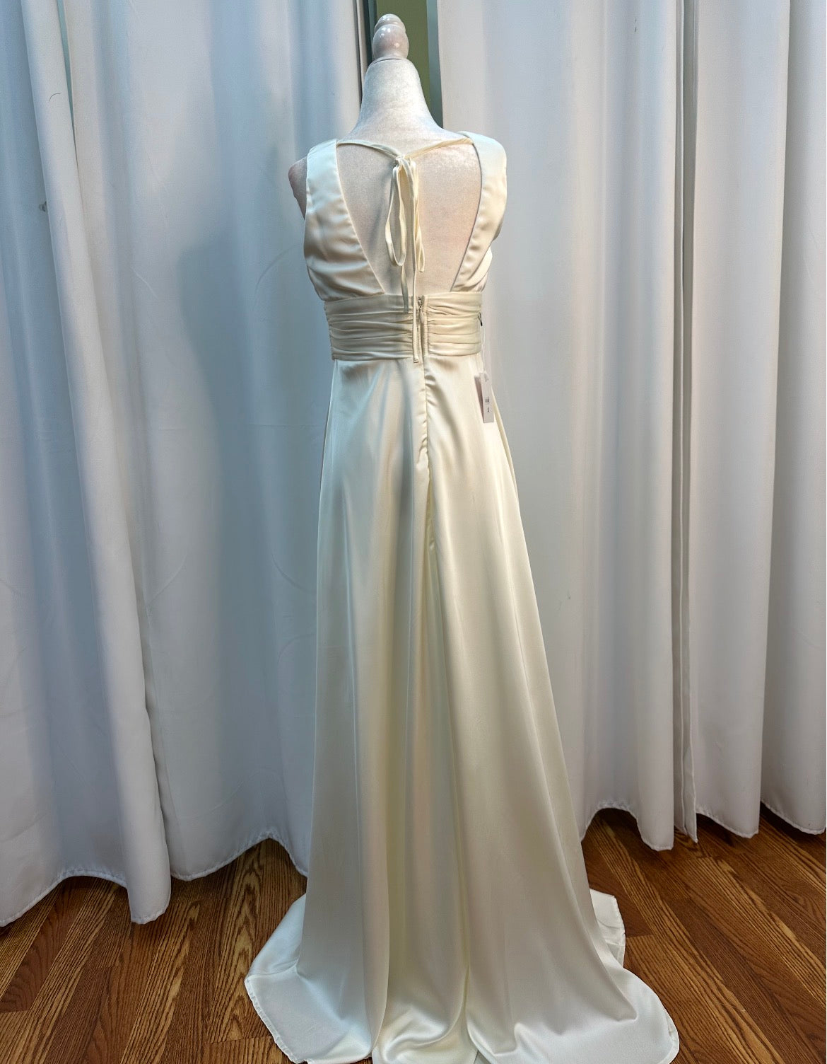 satin pearl long dress, detailed back.