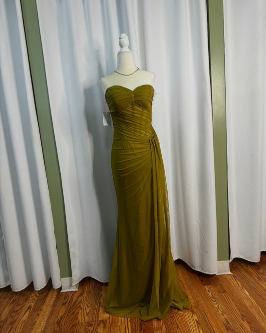 Chartreuse polyester, long corset elegant dress, open slit.