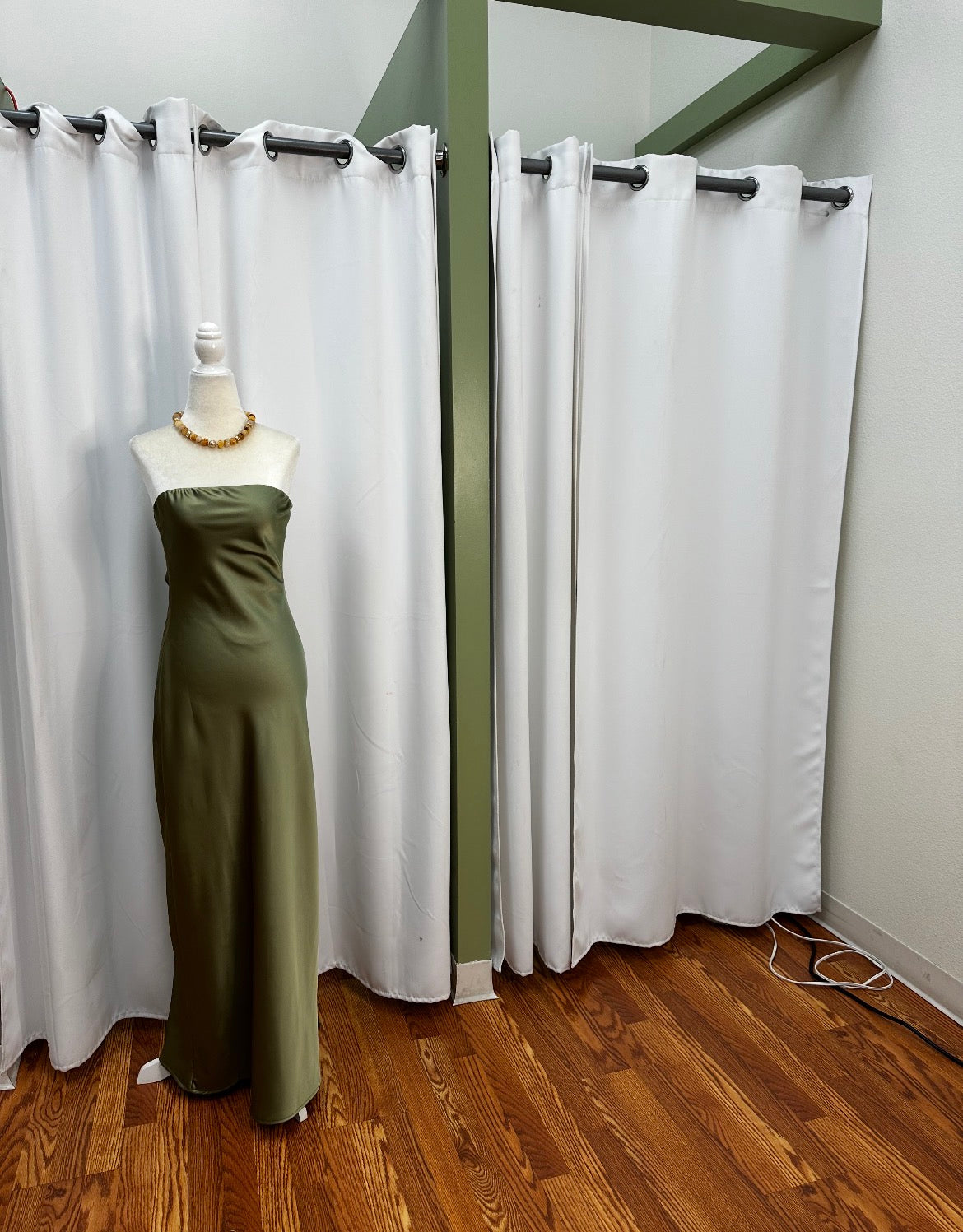strapless satin olive long beautiful dress, open leg split.